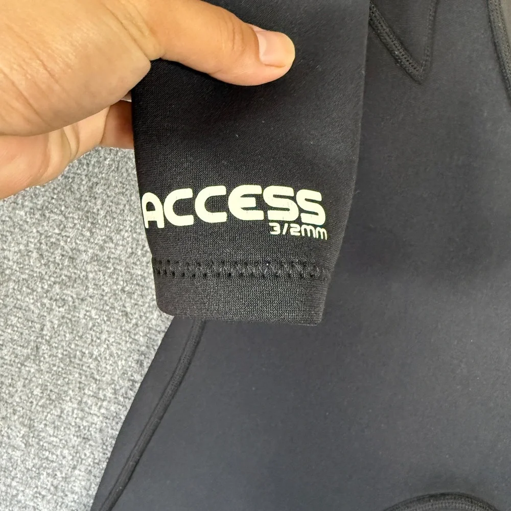 Hyperflex Access 3/2 mm Back Zip Full Wetsuit Black Gray Womens Size 4 #3592